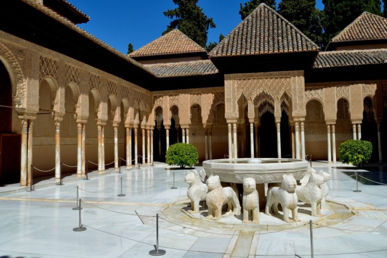 Alhambra-Lions-Courtyard-3.jpg